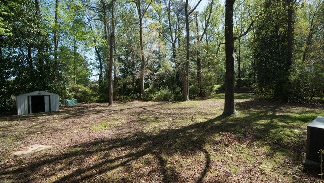 Building Photo - 1008 Hendricks Ave