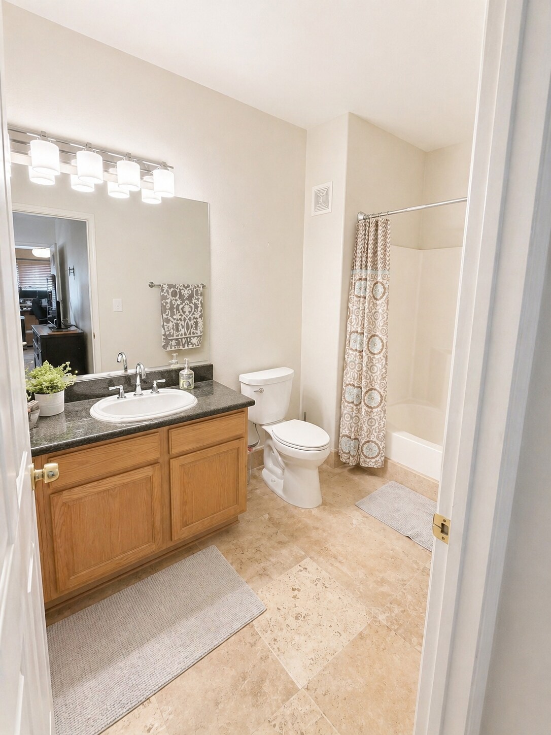 Main bathroom - 9580 W Reno Ave
