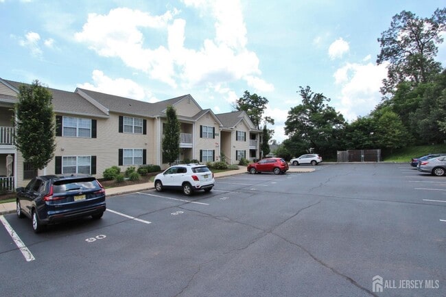 Building Photo - 1834 King Ct