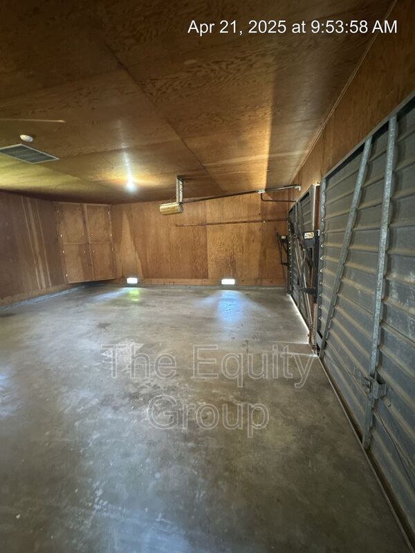 Building Photo - 5342 Avenue 280