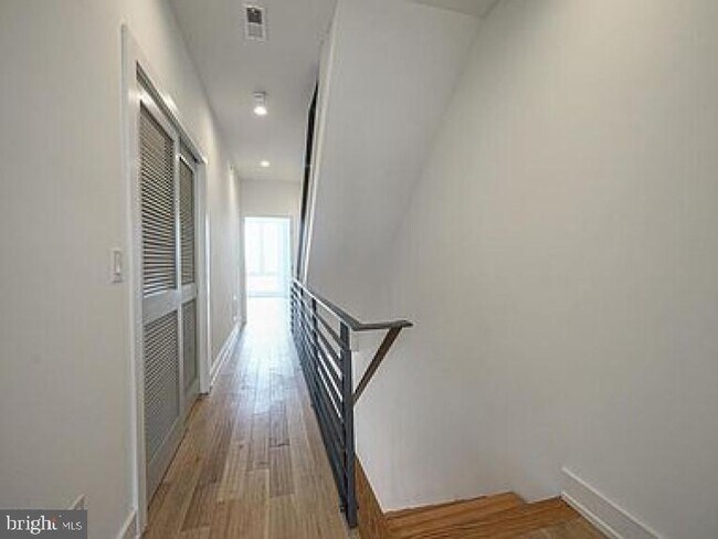 Building Photo - 1544 S 20th St