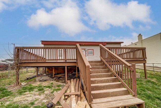 Building Photo - 29 N Main St