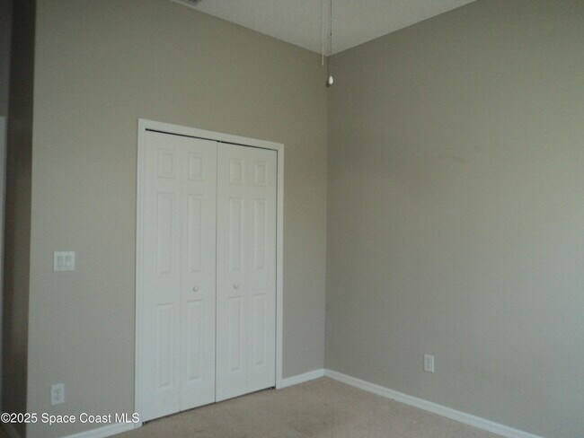 Building Photo - 1150 Cogan Dr