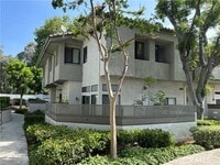 Building Photo - 45 Willowcrest Ln