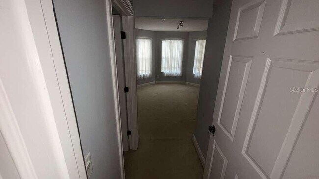 Building Photo - 7181 Regina Way