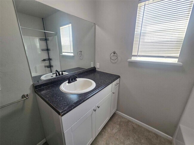 Building Photo - 2851 Cobalt Ct NW