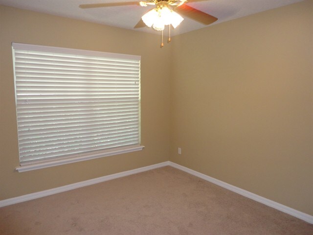 Building Photo - 12816 Valley Ridge Road