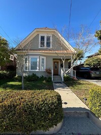 Building Photo - 339 Stanford Ave