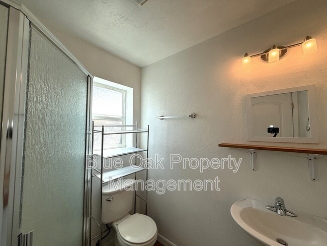 Building Photo - 191 E Washington Ave