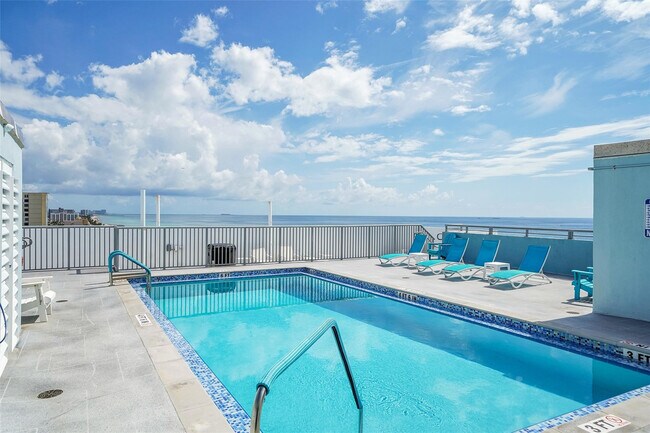 Building Photo - 400 N Surf Rd