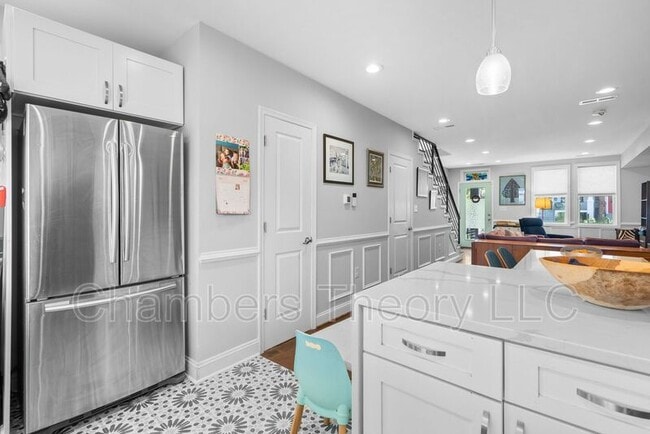 Building Photo - 1275 Oates St NE