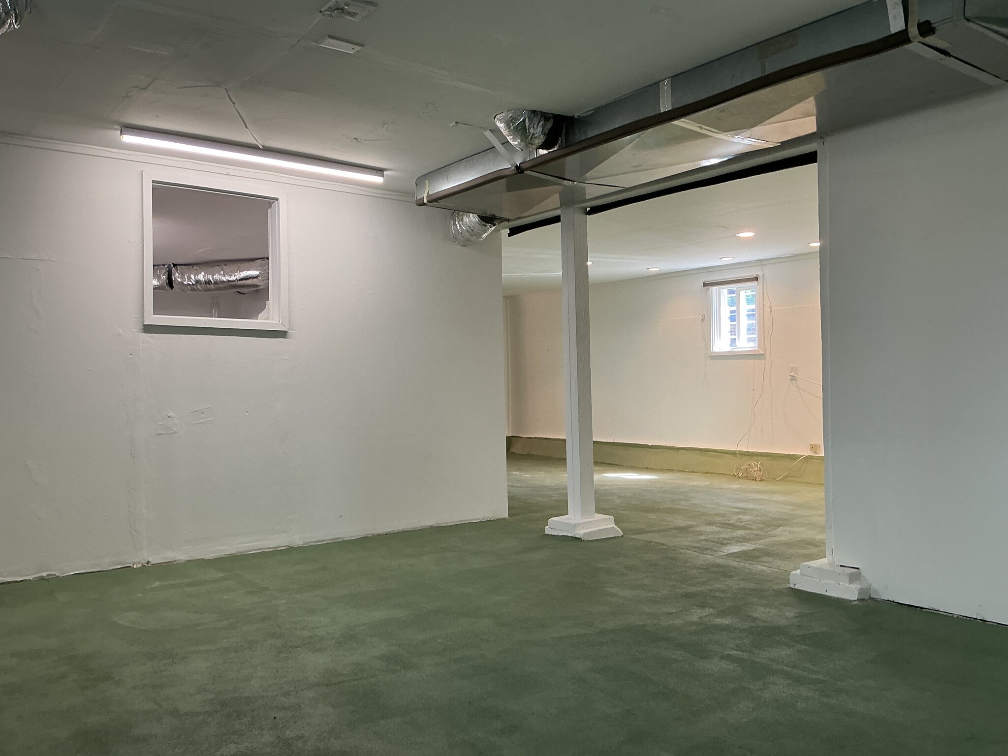 Basement space - 1046 48th St