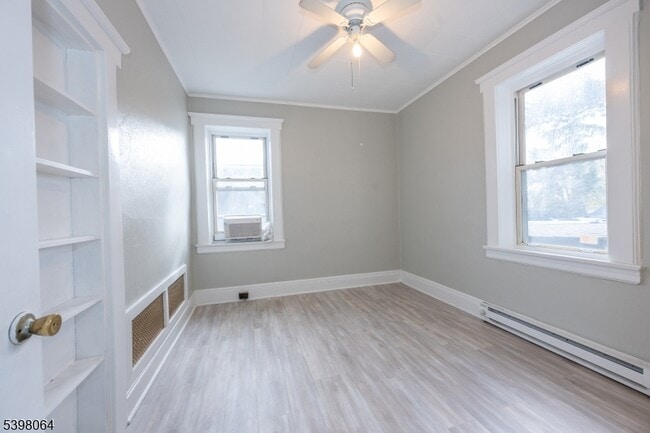 Building Photo - 12 Garfield Ave