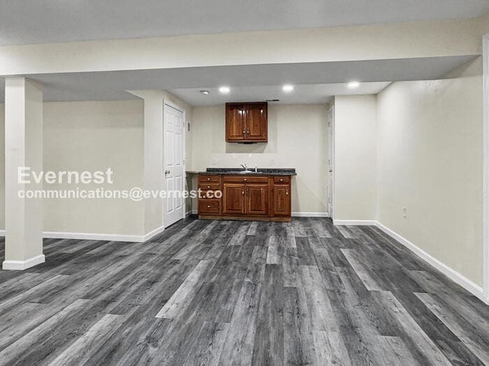 Building Photo - 9005 Heatherfield Ct