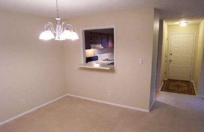 Building Photo - 3880 Cedar Circle