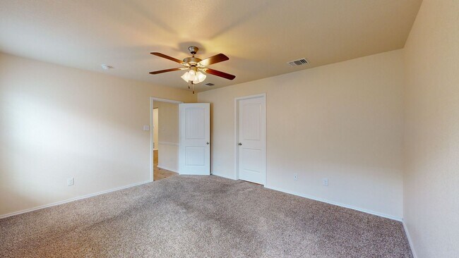 Building Photo - Minutes from Fort Hood charming 4 bedroom ...
