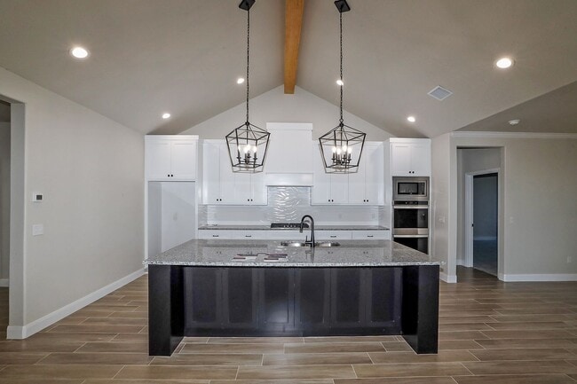 Building Photo - 3251 Tulsa Dr