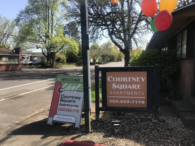 Interior Photo - Courtney Square