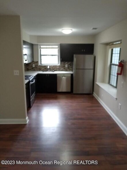 Building Photo - 5 Claridge Ct