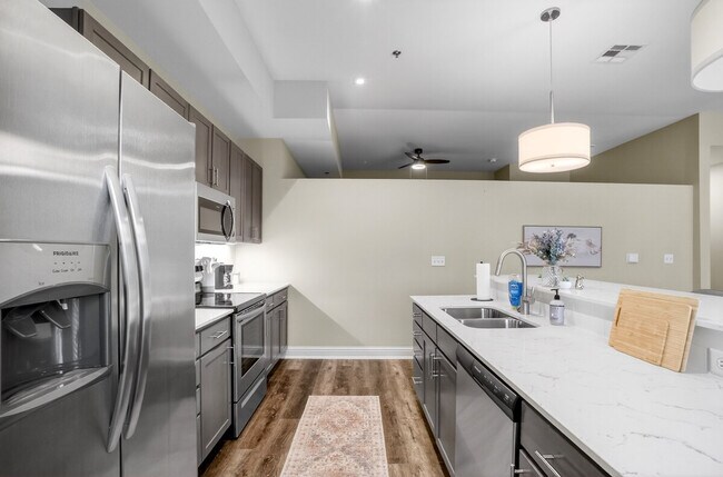 Building Photo - 110 N Boston Ave