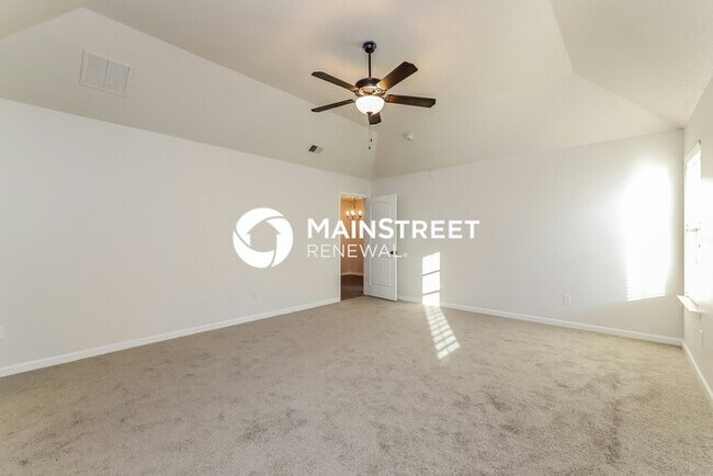 Building Photo - 4 Bedroom Pet-Friendly Home in CORDOVA, TN...