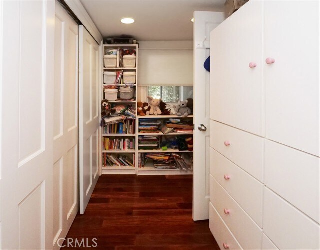 Building Photo - 345 Palos Verdes Dr W