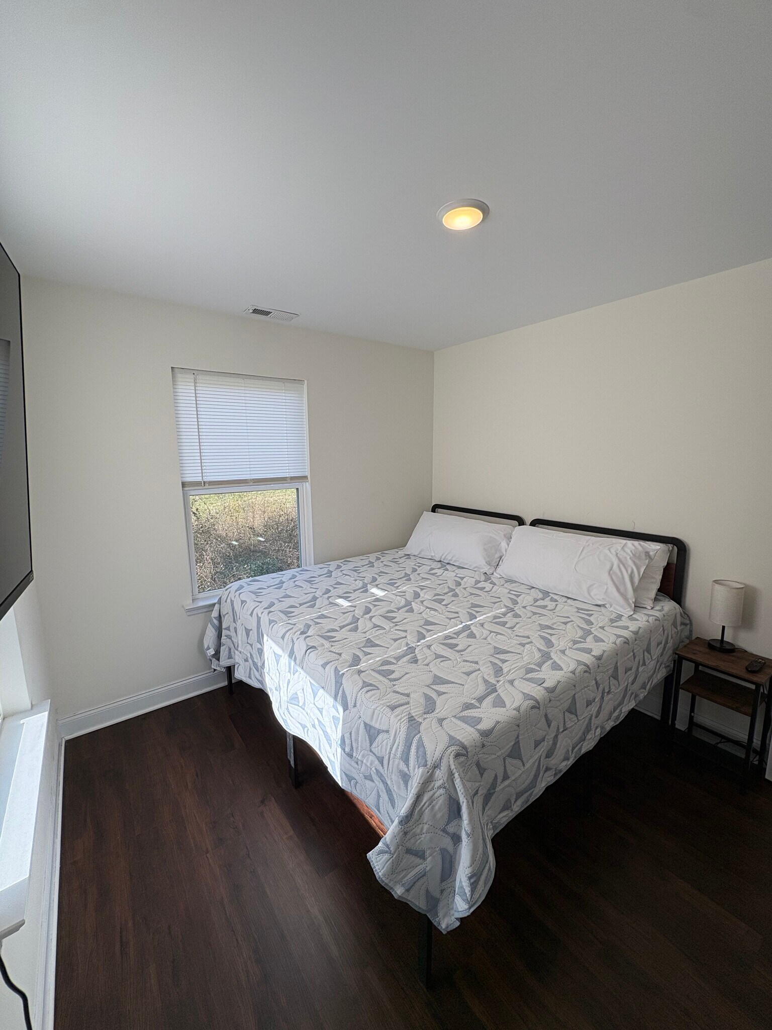 Building Photo - 5538 Stream Ln