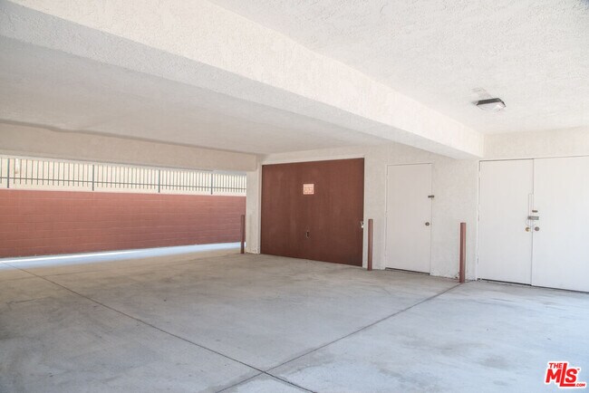 Building Photo - 3970 Moore St