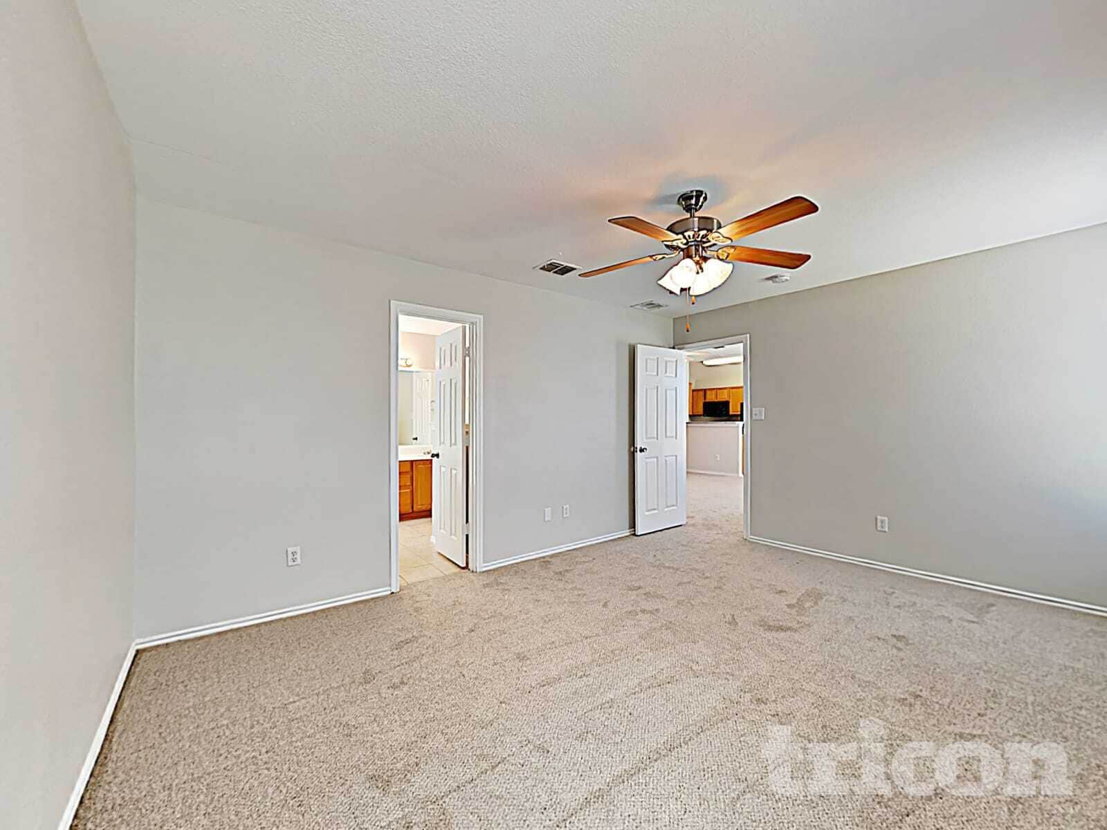 Building Photo - 3469 Cayman Dr