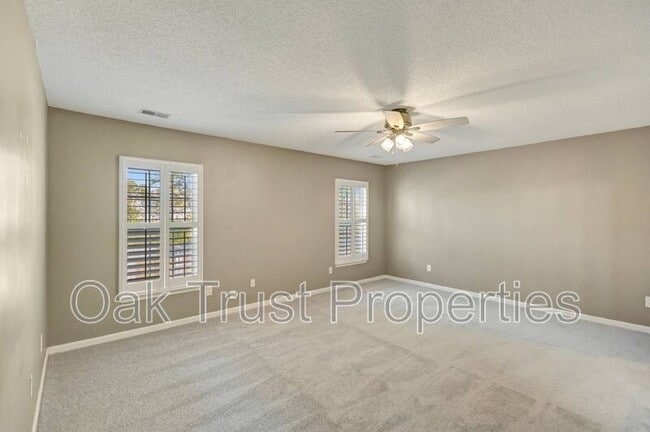 Building Photo - 196 Wildberry Ln