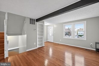 Building Photo - 3602 Castle Terrace