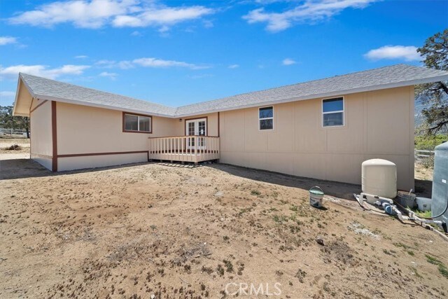 Building Photo - 63285 Pinyon Dr