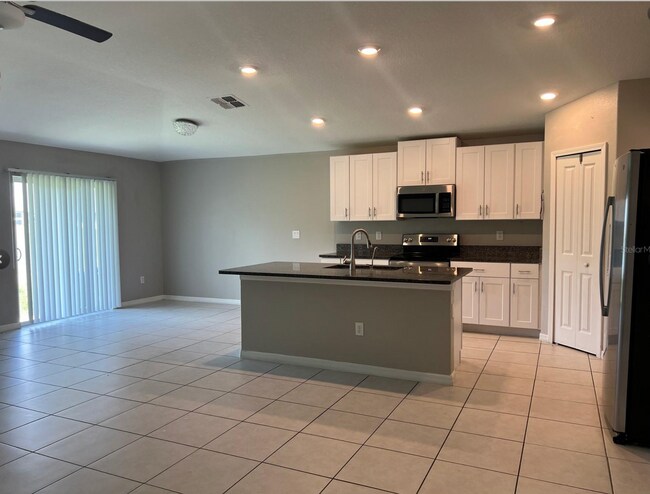 Primary Photo - 12747 Weston Oaks Ln
