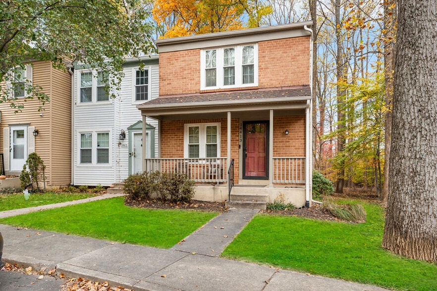 Building Photo - 14413 Long Green Dr