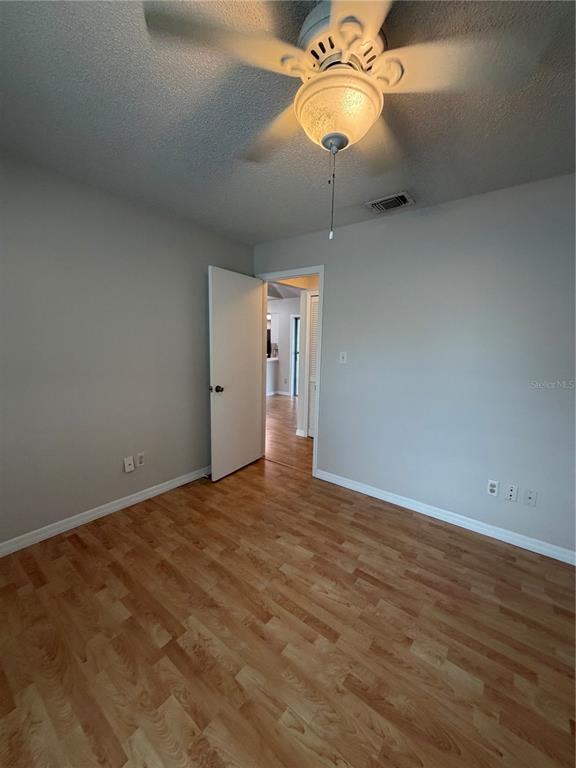 Building Photo - 3727 Dunwich Ave