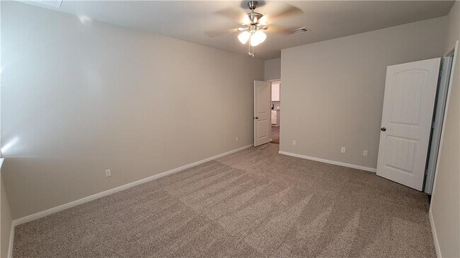 Building Photo - 6406 Kildare Dr