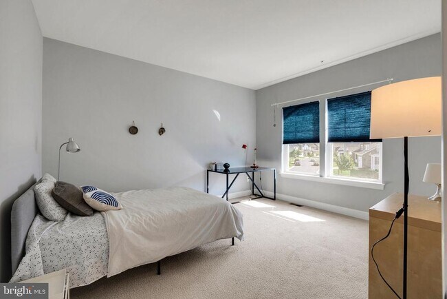 Building Photo - 2871 Broad Wing Dr