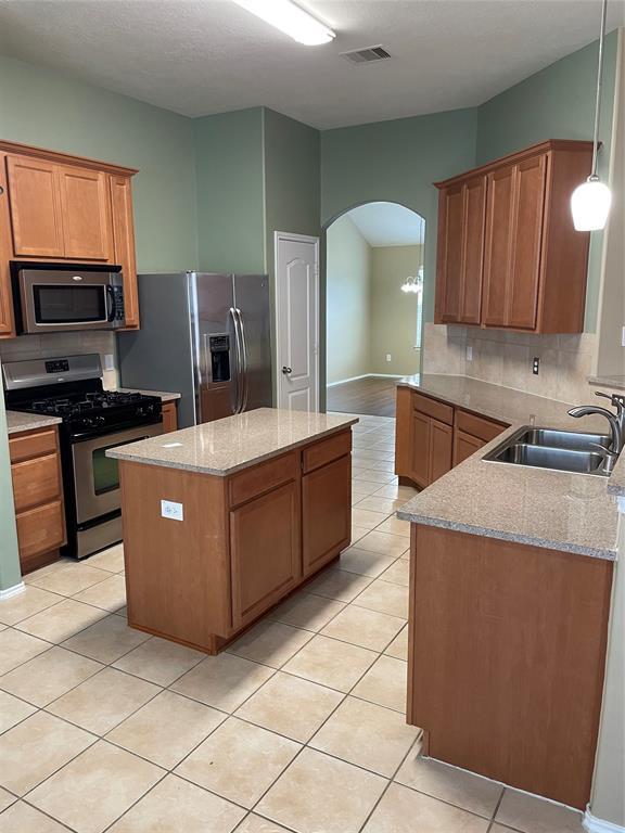 Building Photo - 2526 Sandvalley Way