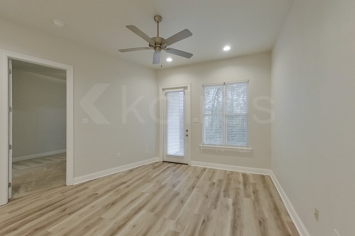 Building Photo - 4847 E Dacha Ln