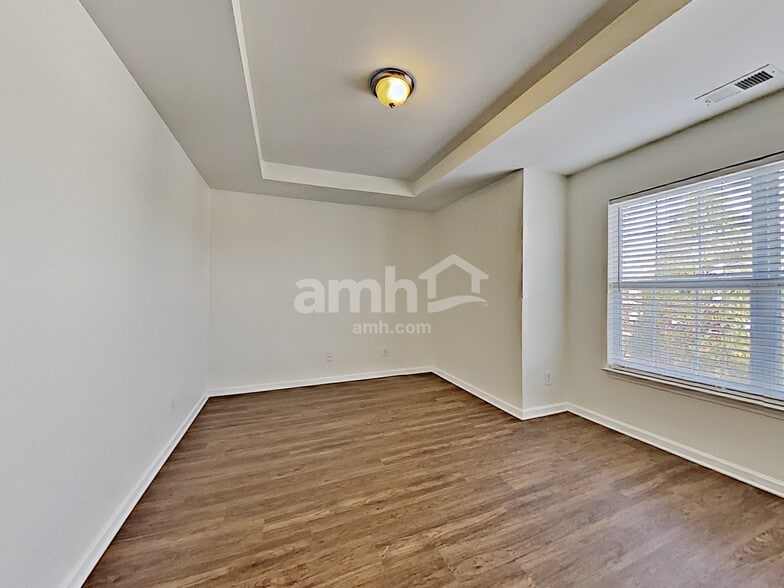 Building Photo - 141 Claybrook Ln