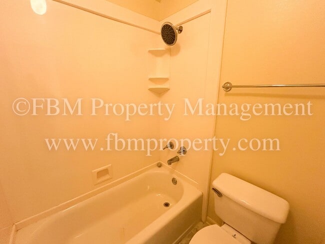 Building Photo - 1170 Lumkins Rd