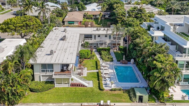 Building Photo - 414 Seasage Dr