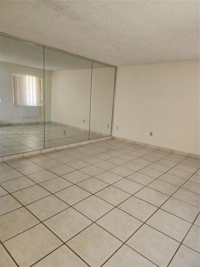 Building Photo - 120 SW 80th Ave