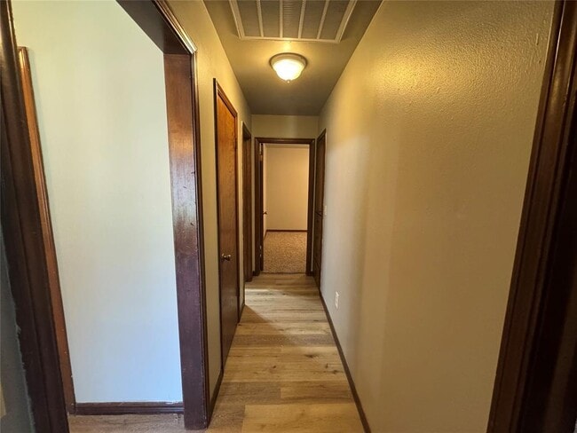 Building Photo - 345 Travis Cir