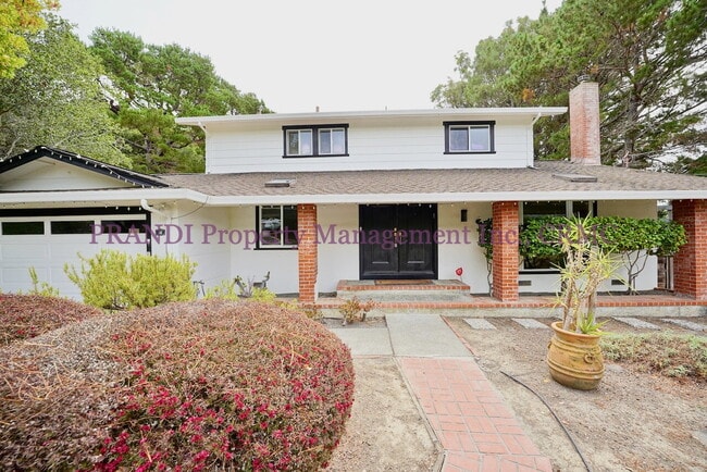 Building Photo - "Charming 4-Bed, 3-Bath Sanctuary in San R...