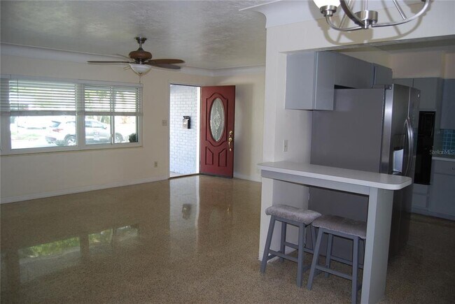 Building Photo - 2851 67th St N