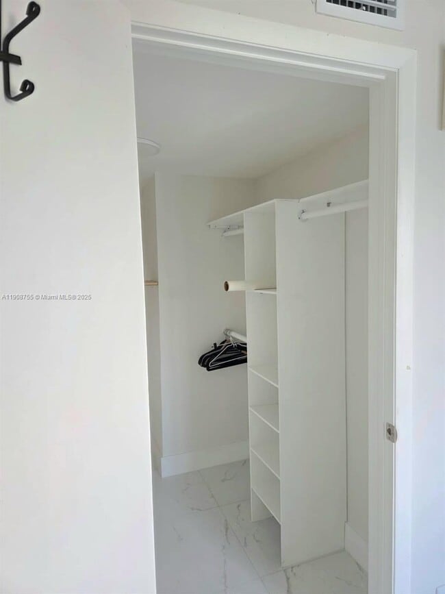 Building Photo - 1810 NW 119th St