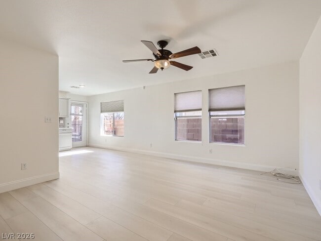 Building Photo - 1220 Swanbrooke Dr