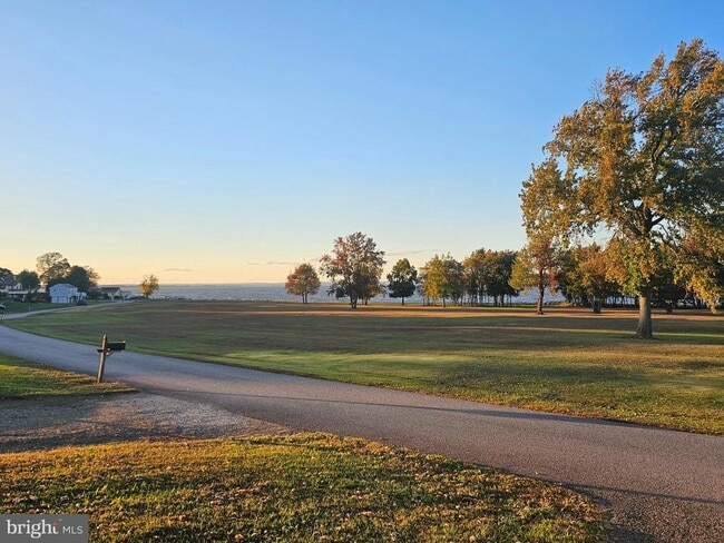 Building Photo - 82 Basin Rd