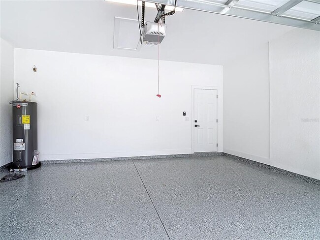 Building Photo - 2054 Kendis St